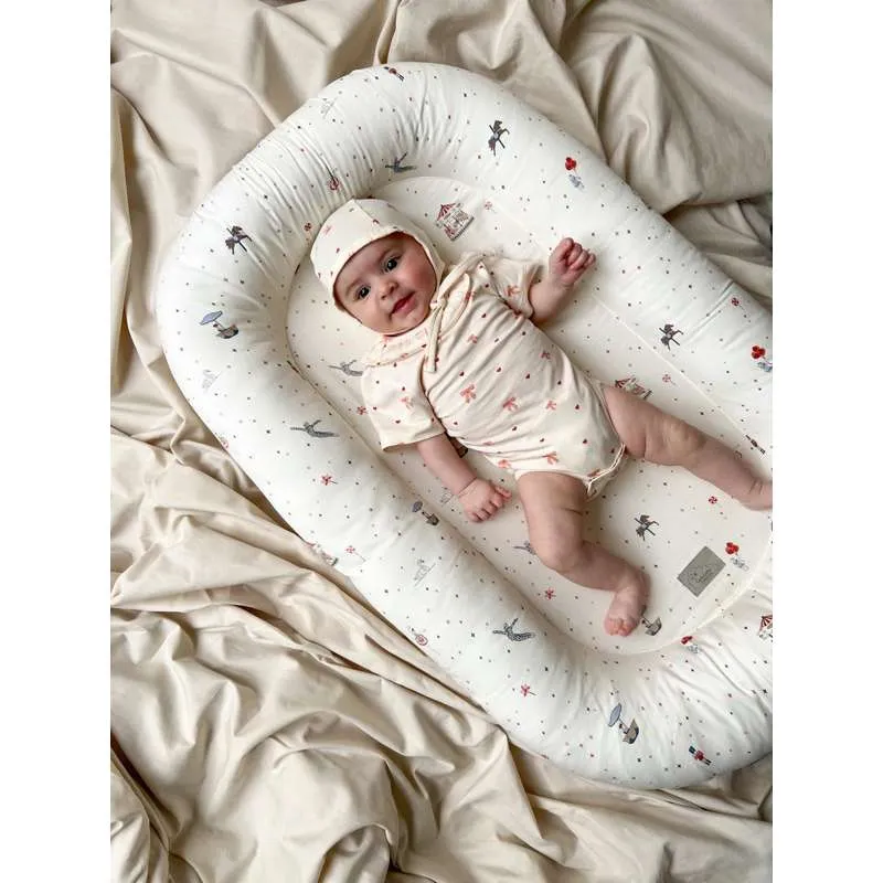 Cam Cam Copenhagen Babynest - OCS - Carousel