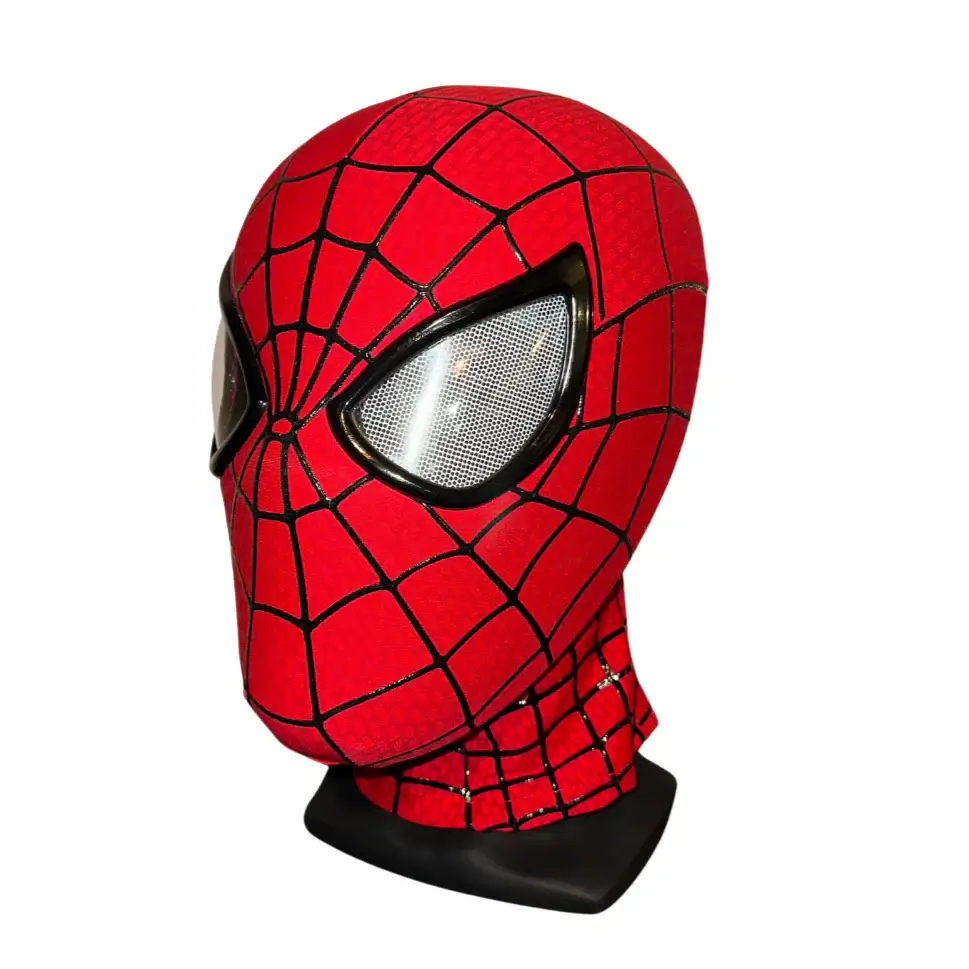 Superhero maska sa mrezastim vizirima – multiverse stil