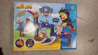 Velika Garaza za Igracke sa Toboganom i Kucama