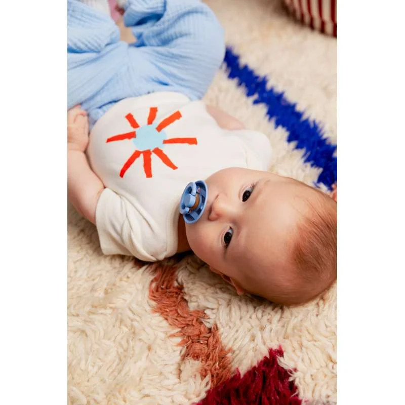 Bibs Okrugla Colour Duda - vel. 2 - prirodni kaučuk - Studio - Blok - Nebesko plava