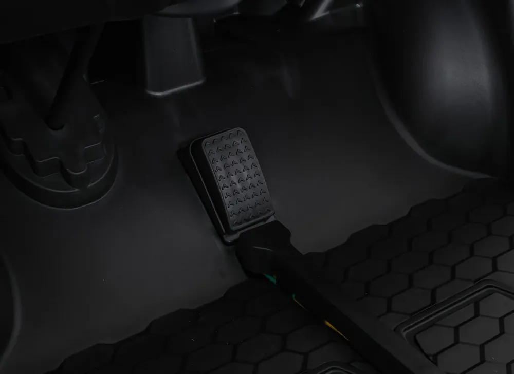 Buggy na akumulator PASSION 4x4 - dvosjed - bijeli