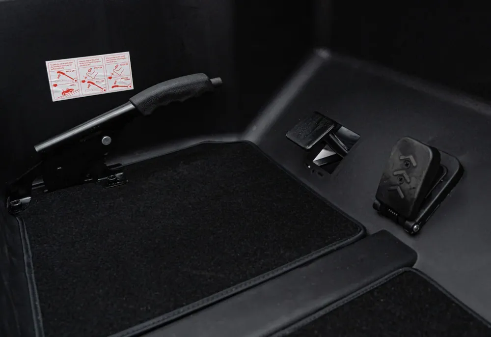 Licencirani auto na akumulator Mercedes Benz MAYBACH G650 STRONG - dvosjed - crni