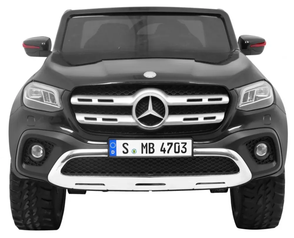 Licencirani auto na akumulator Mercedes Benz X-Class - crni