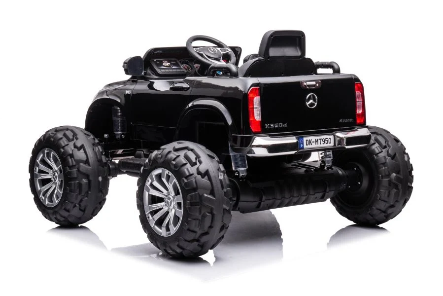 Licencirani auto na akumulator Mercedes DK-MT950 4x4 - crni