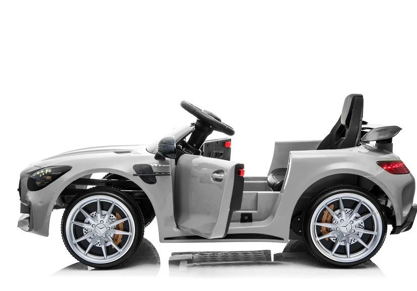 Licencirani auto na akumulator Mercedes GTR - sivi/lakirani