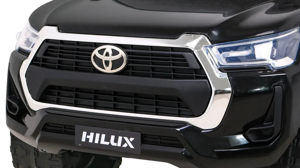 Licencirani auto na akumulator Toyota Hilux 4x4 - crni