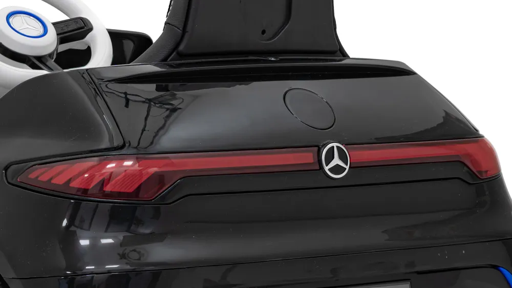 Licencirani auto na akumultor Mercedes Benz AMG EQA - crni