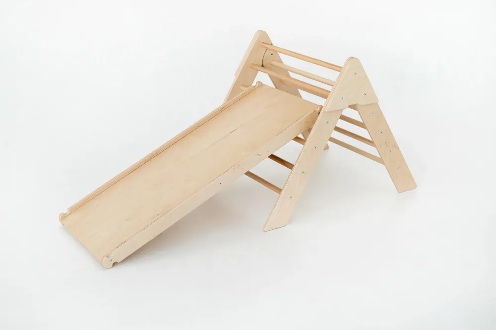 Lunatoys Piklerov trokut – Montessori penjalica za malu djecu
