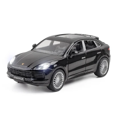 Metalni Model Sportskog Terenca Razmera 1:24
