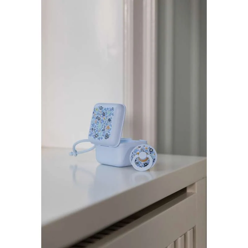 BIBS Accessories Pacifier Box - Sutteboks - Liberty - Chamomille Lawn/Baby Blue Baby's First Room
