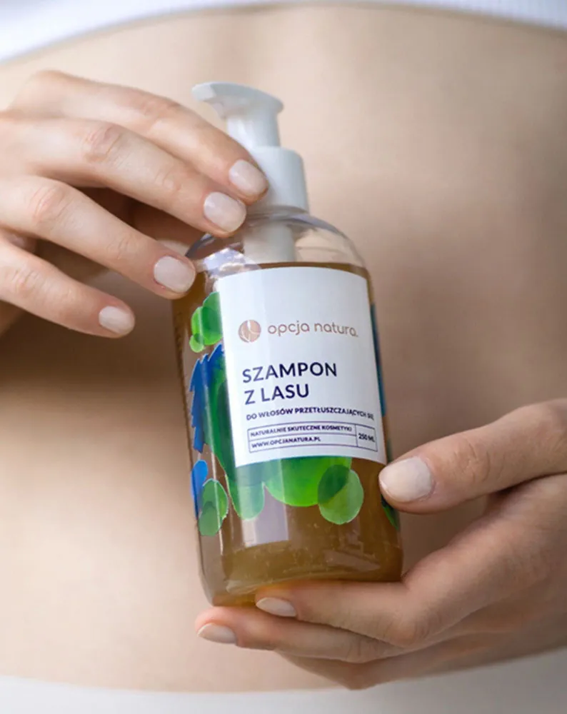 Šampon iz šume za masnu kosu s trešnjama i alojom Opcja Natura