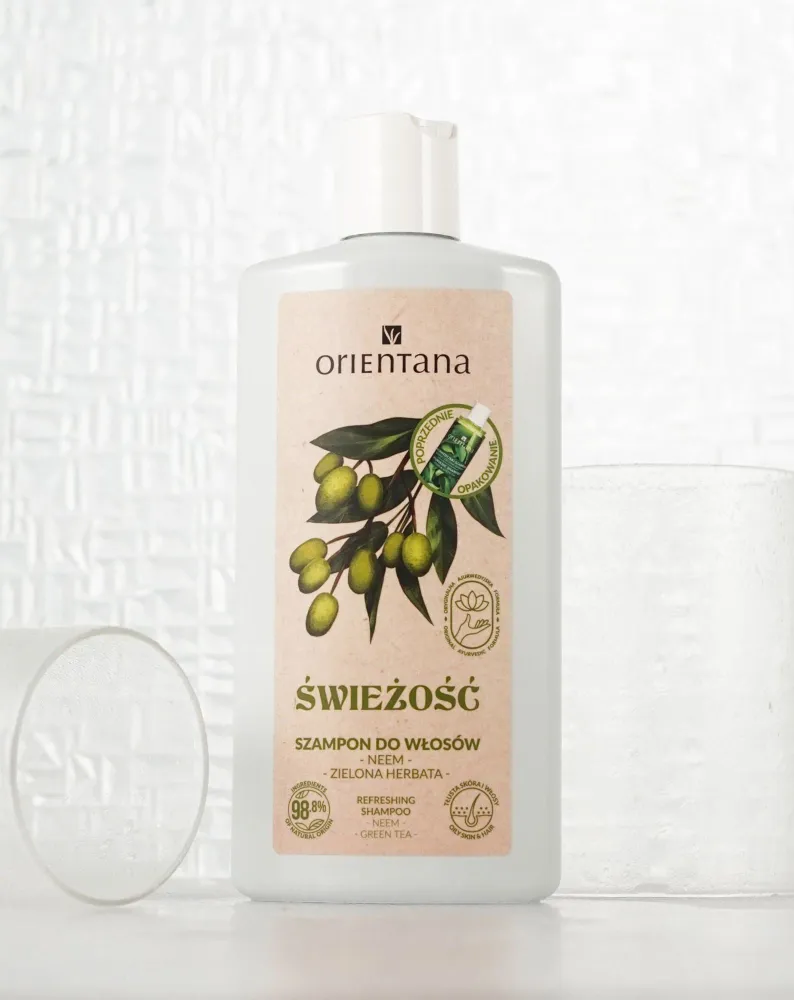 Ayurvedski šampon za kosu protiv peruti med i zeleni čaj Orientana