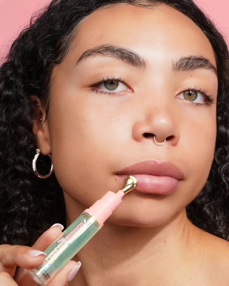 Cereal Kisser Bubble Serum za usne