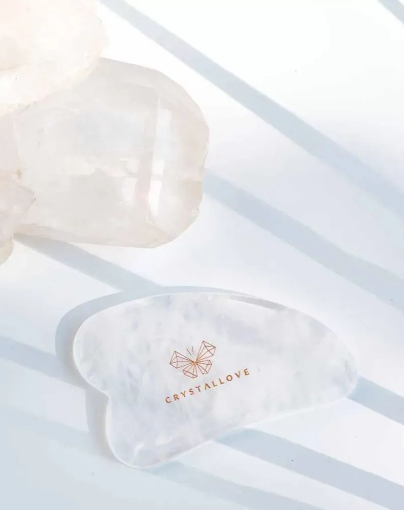 Gua sha ploč za masažu lica od gorskog kristala s Crystallove svojstvima čišćenja