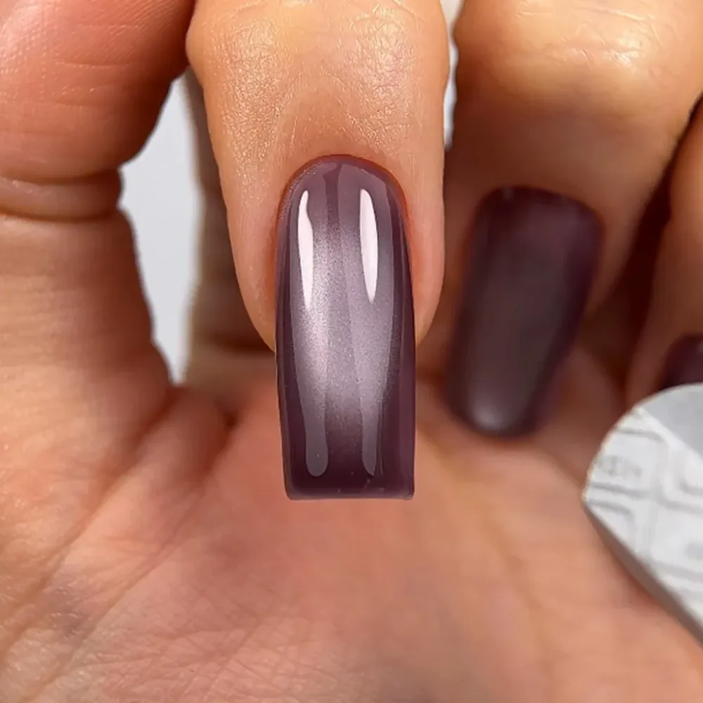 Gel lak "Cat Eye" Devon 15 ml HEYLOVE