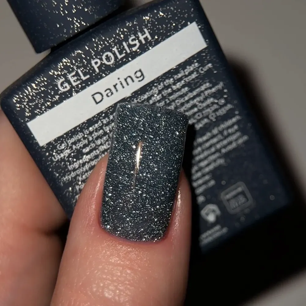 Reflektirajući gel lak za nokte Daring 15 ml HEYLOVE