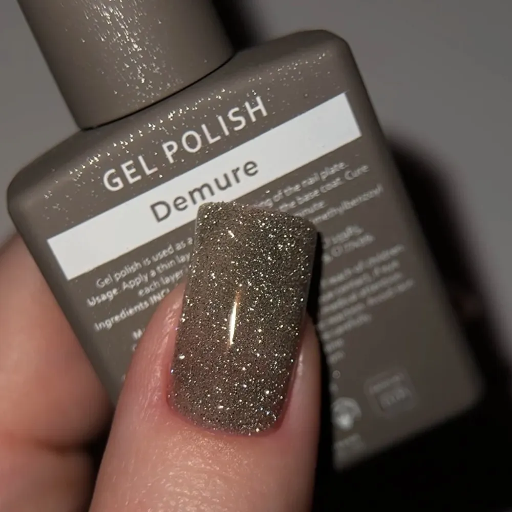 Reflektirajući gel lak za nokte Demure 15 ml HEYLOVE