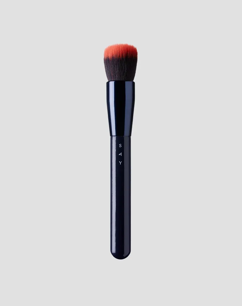 Kist za podlogu s dvije duljine dlačica za postupno prekrivanje br. 8 Say Makeup