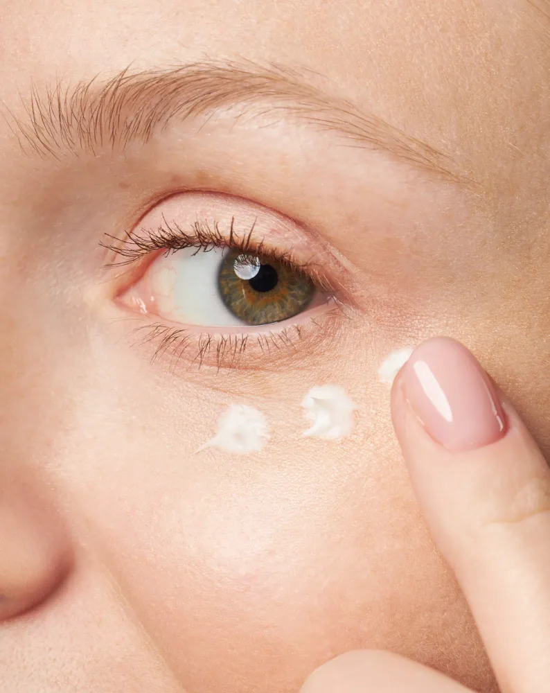 Mel Skin iluminirajuć krema za područje oko očiju s vitaminom C