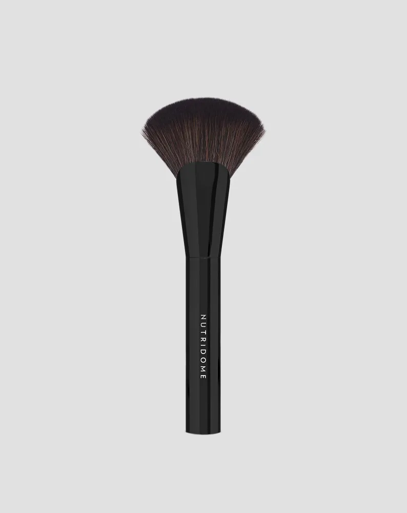Multifunkcionalna četkica za bronzer, rumenilo i highlighter s ravnim Nutridome vlaknima