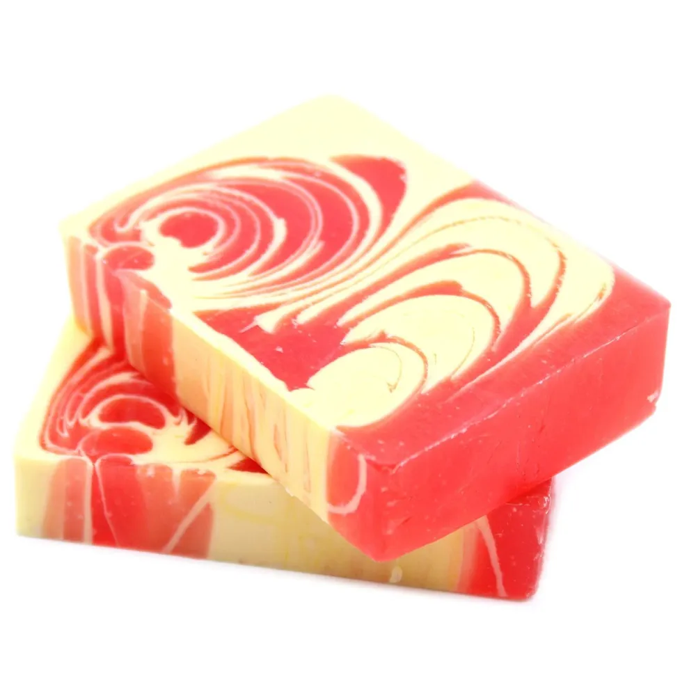 Ručno rađeni kruh sapuna od jagode 1.2 kg