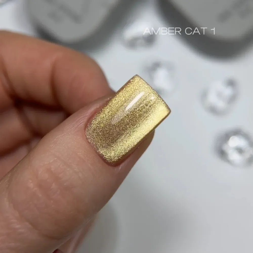Gel lak za nokte Amber Cat №1 10 ml Saga Professional