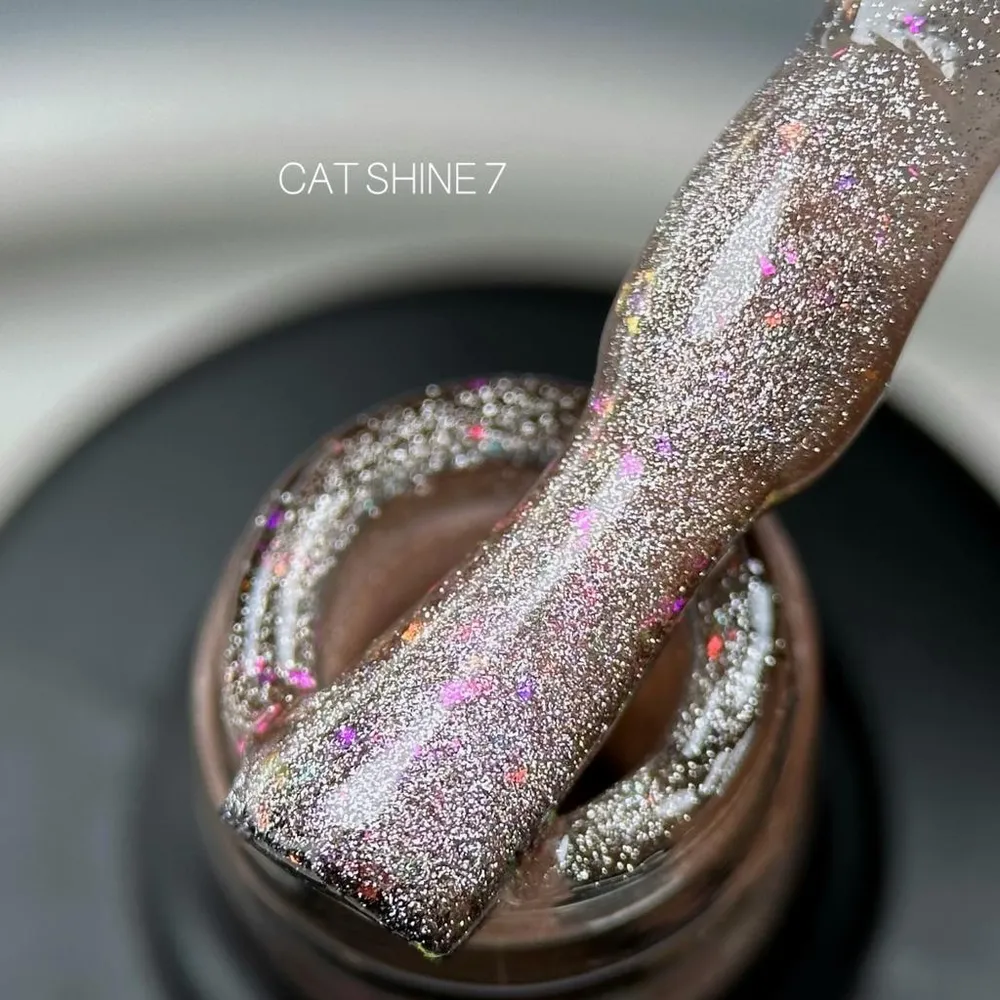 Gel lak za nokte Cat Shine №7 10 ml Saga Professional