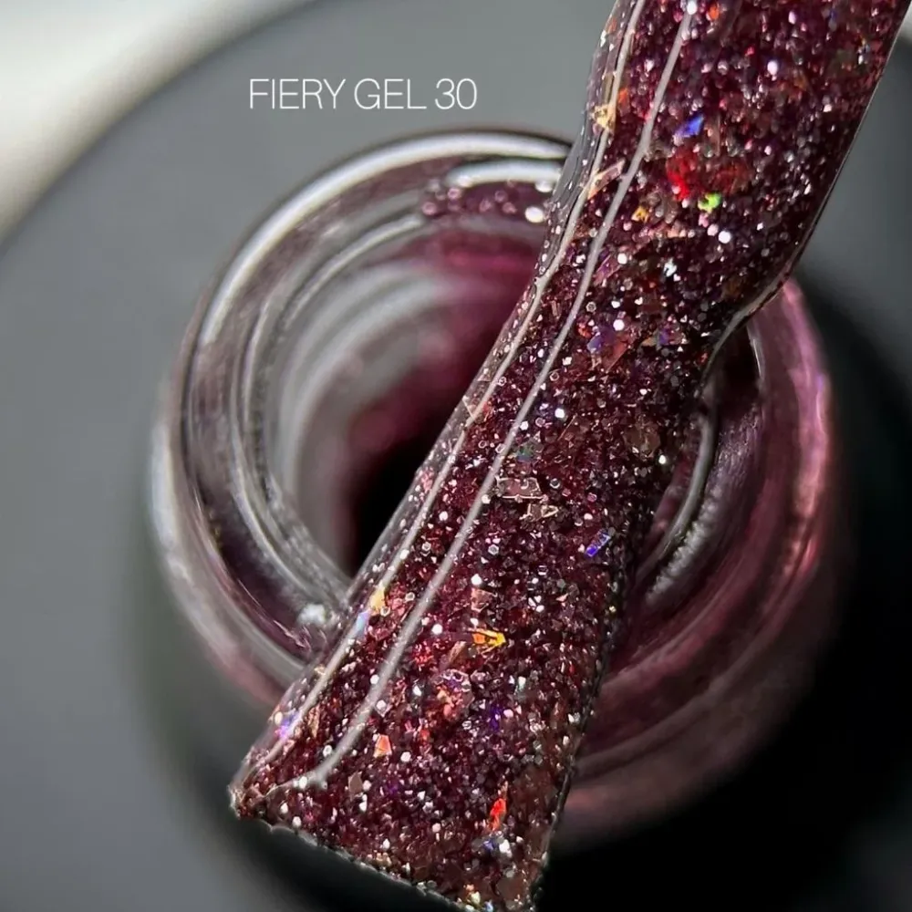 Gel lak za nokte Fiery №30 9 ml Saga Professional