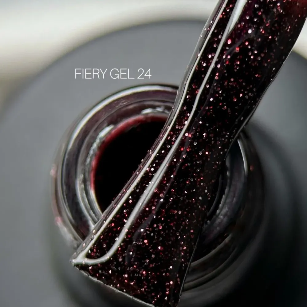 Gel lak za nokte Fiery №24 10 ml Saga Professional