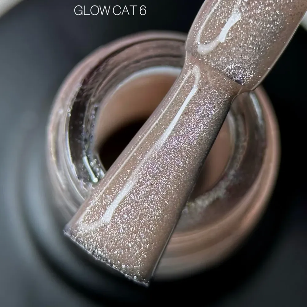 Gel lak za nokte Glow Cat №6 10 ml Saga Professional