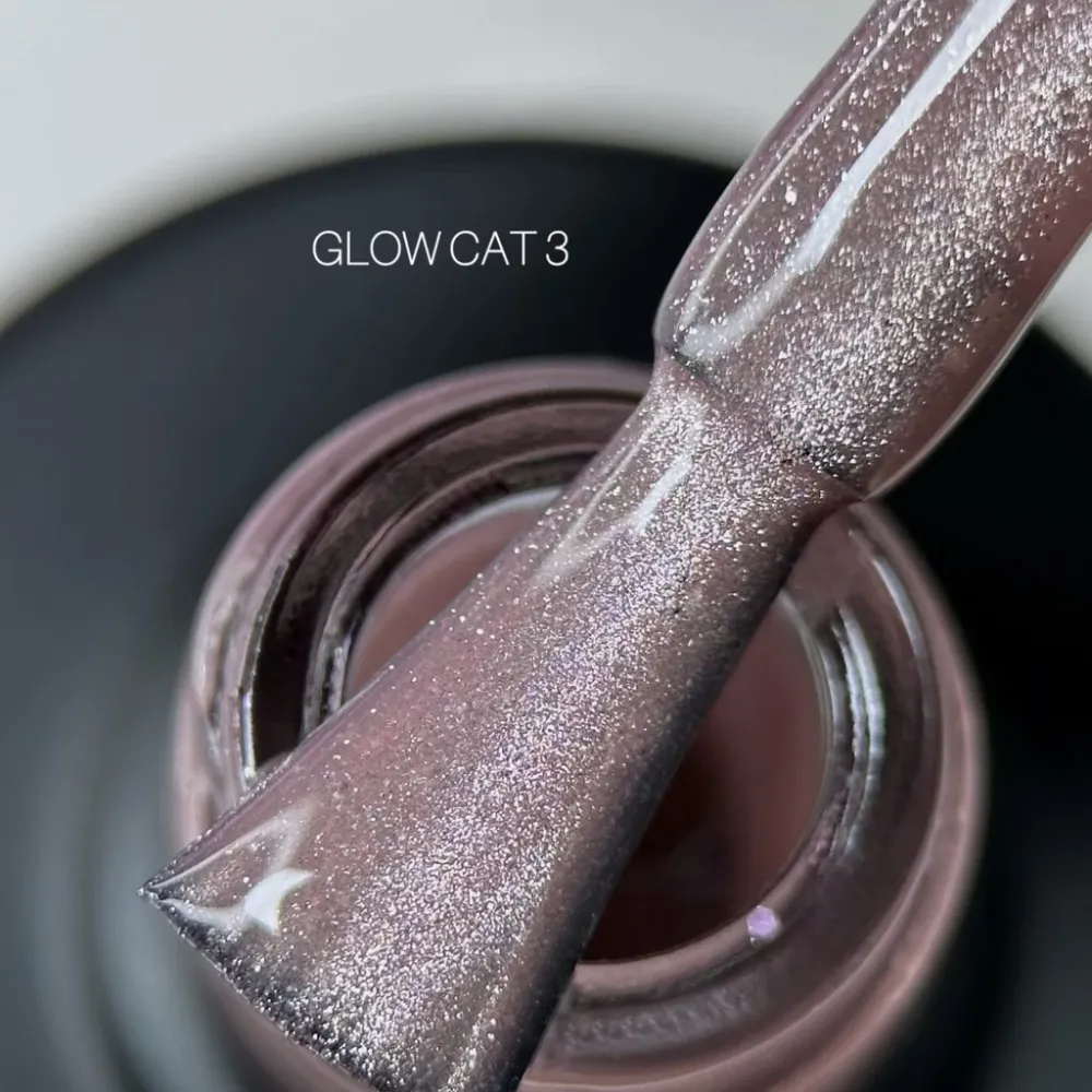 Gel lak za nokte Glow Cat №3 10 ml Saga Professional