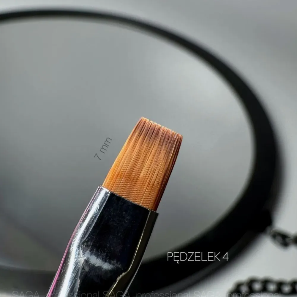 Kist za gel nokte - Kvadratni №4 7mm Saga Professional