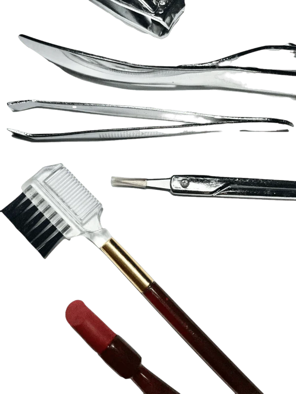 Savršen manikir i make up set koj je potreban svakoj dami!