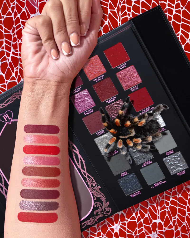 Scary Tale Ending Halloween paleta