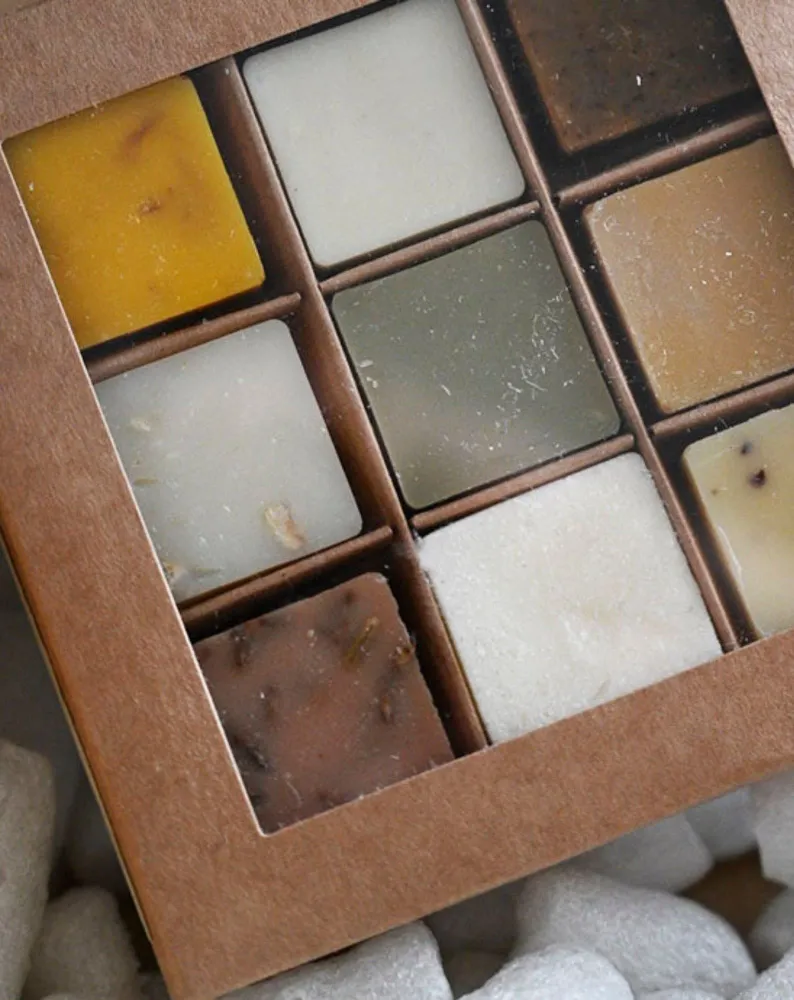 Set od 9 prirodnih ručno izrađenih sapuna Natural Secrets