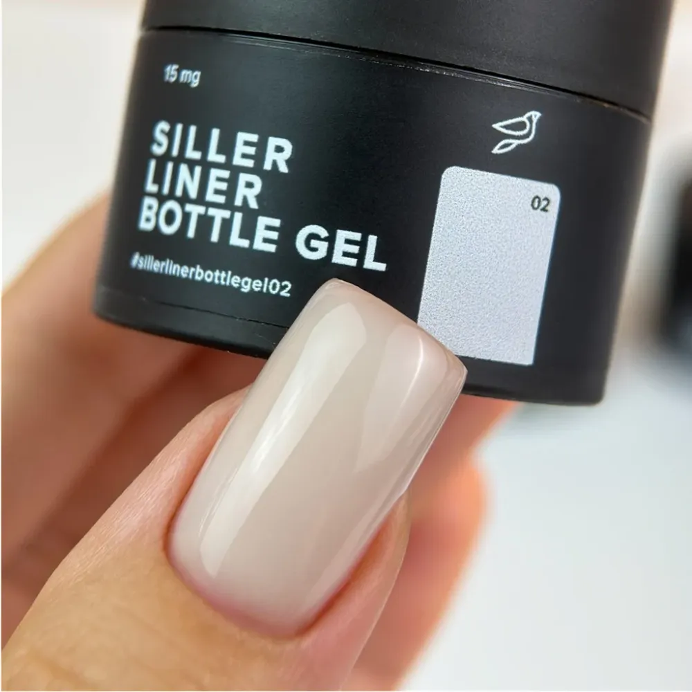 Gel BOTTLE Liner br. 2 15 ml Siller