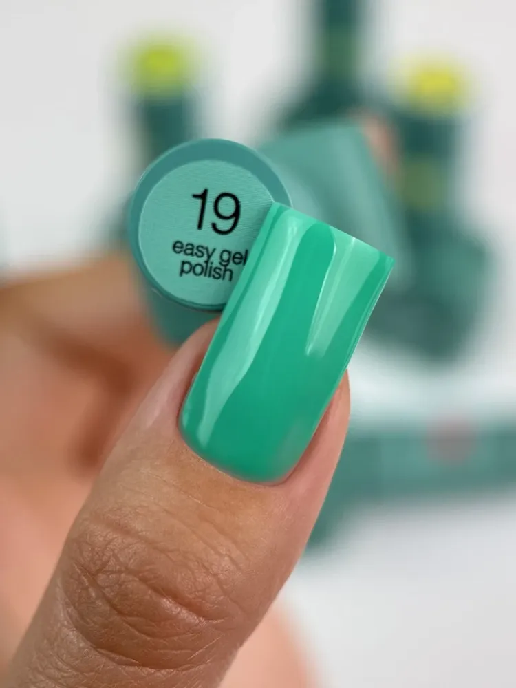 Gel lak EASY (3 u 1) №19 8 ml Siller