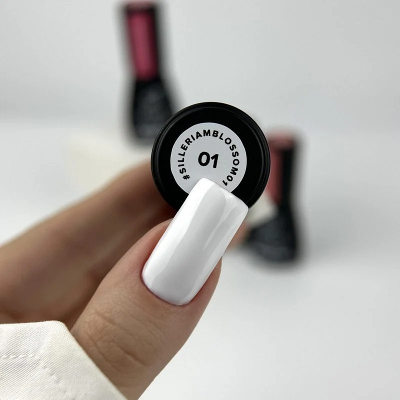 Gel lak za nokte I am Blossom №1 8 ml Siller