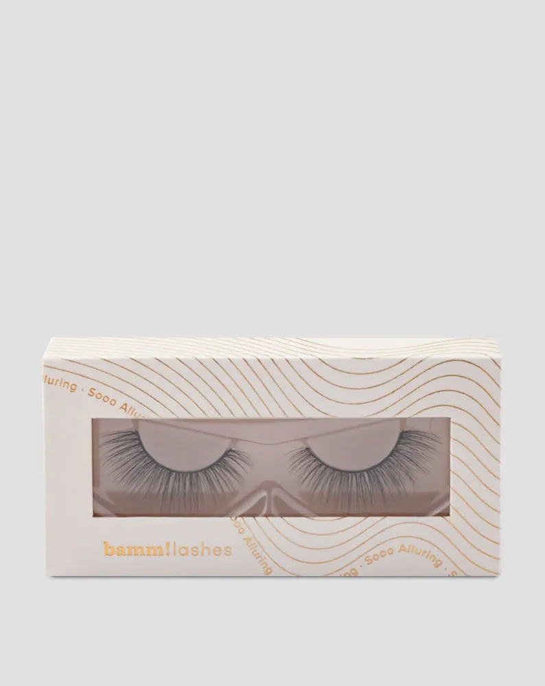 Sooo Alluring Bamm!Lashes 2D umjetne trepavice na traci za višekratnu upotrebu