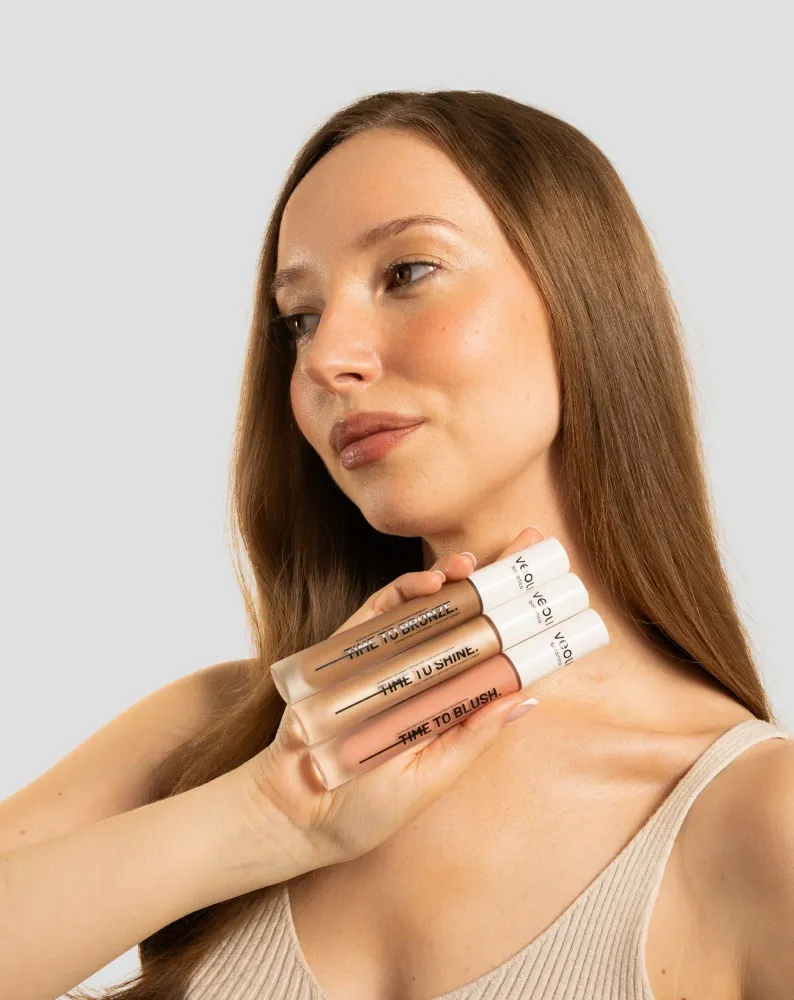 Time to shine kremni highlighter s vitaminom E i biljnim kolagenom Veoli Botanica