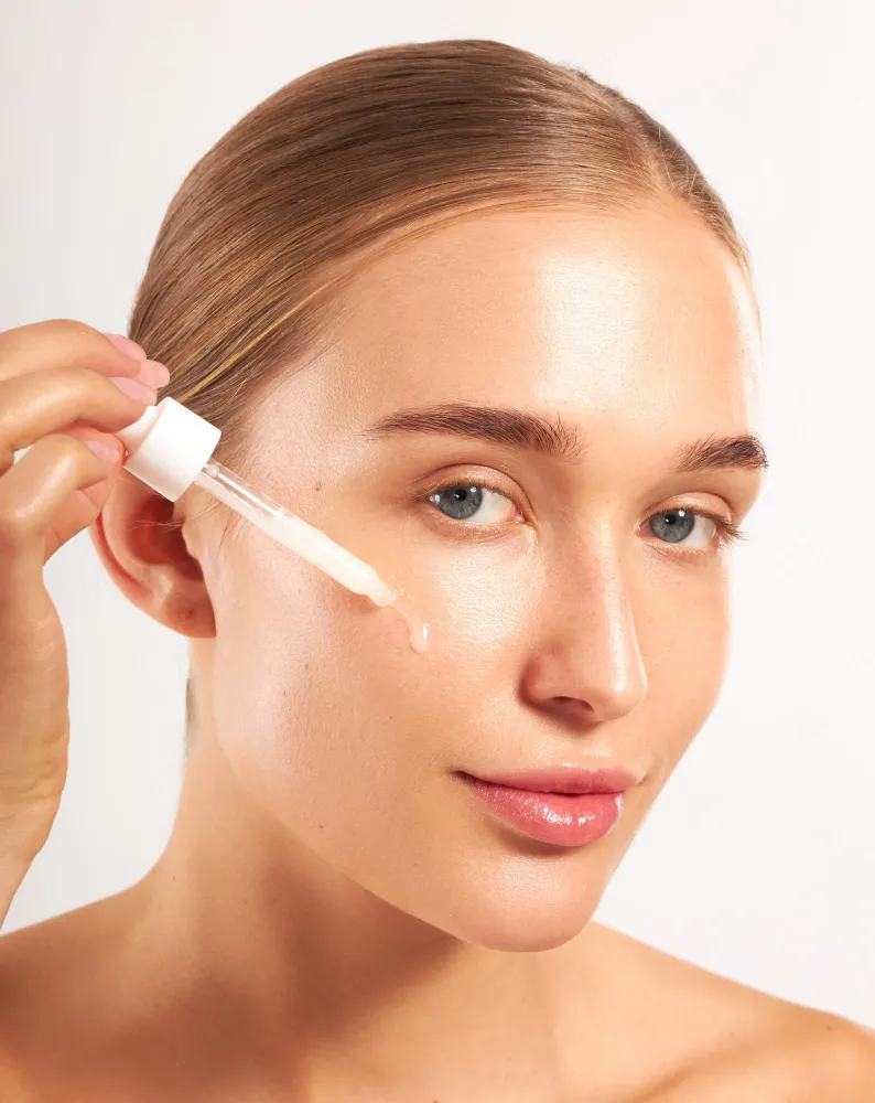 Vitamin B3 10% i cink 1% Nutridome serum za lice protiv akni
