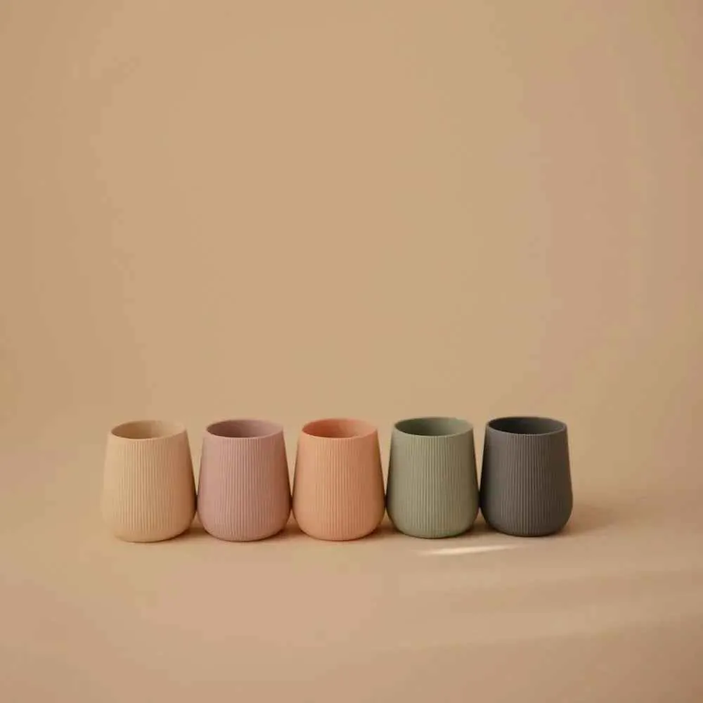 Mushie® Silikonska čšica Sippy Cup MINI Shifting Sand