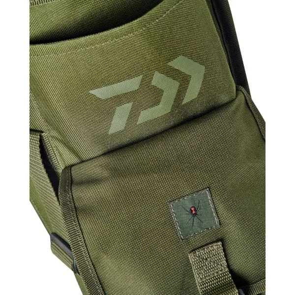 Daiwa Black Widow Extension 3 Rod Holdall