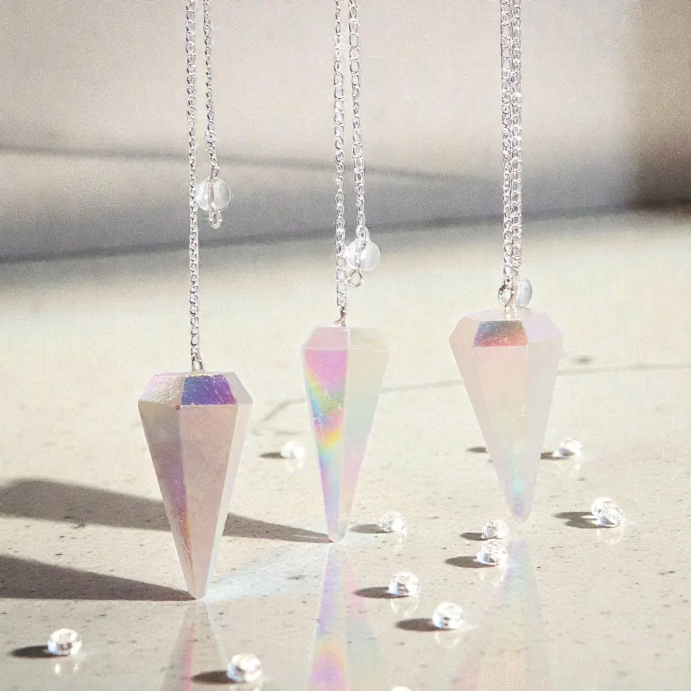 Šesterokutni klatno – Aurora kristalni bijeli đeo – 4 cm