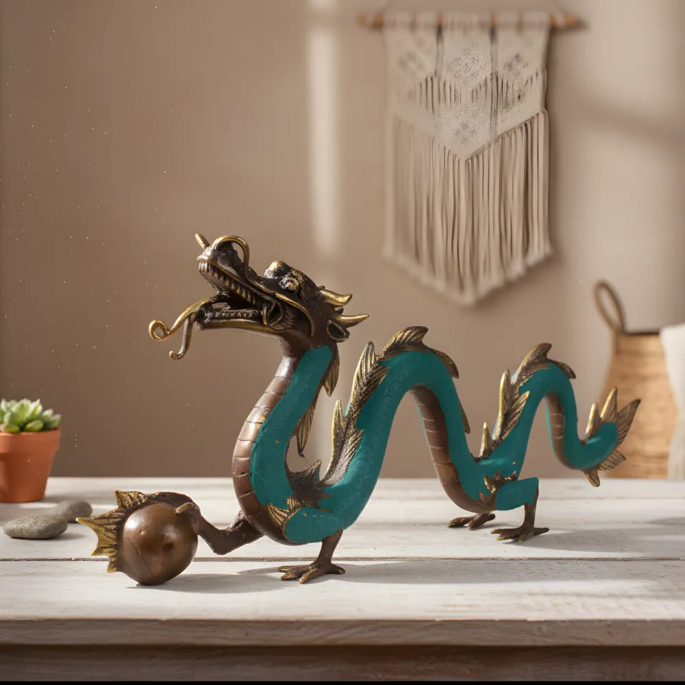 Mesingana Feng Shui zmaj s loptom, 20cm