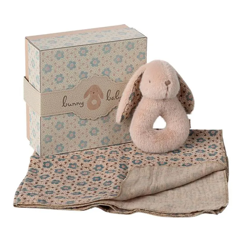 Maileg Set za zveckanje zeca - Puder
